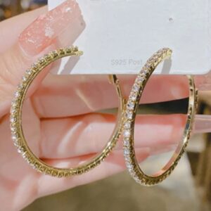 Kolczyki koła w cyronie